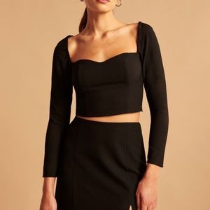 Abercrombie & Fitch Cropped Long-Sleeve Portrait Neck Top